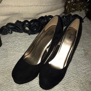 Mossion heels